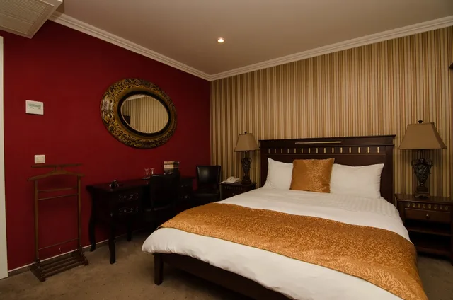 غرفة سوبيريور بسرير كوين، Hotel Boutique Monaco 2/3