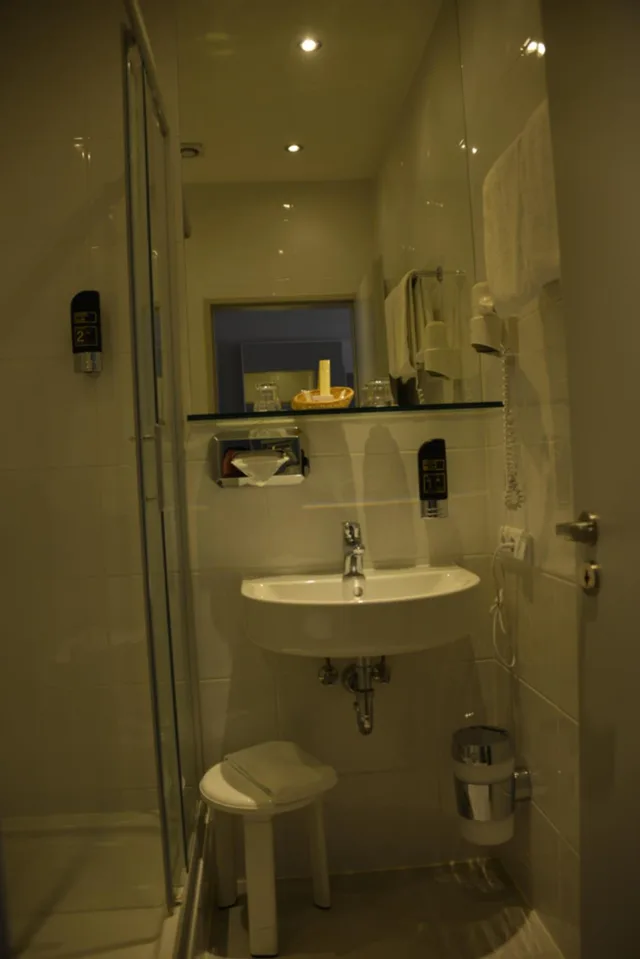 غرفة بسرير مزدوج في الملحق، Arthotel Munich 10/10
