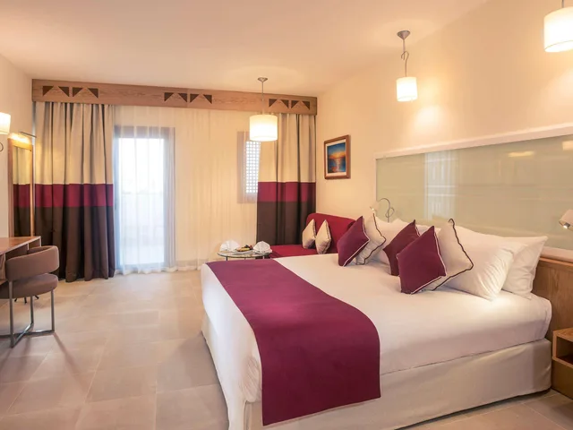 غرفة سوبيريور بسرير مزدوج، Mercure Hurghada 2/8