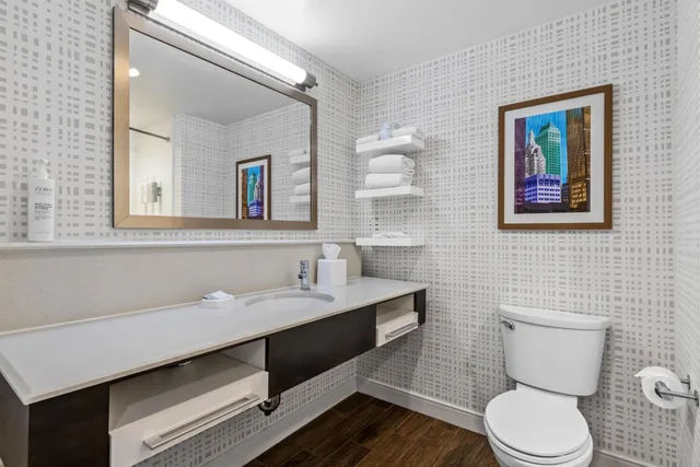 جناح بسرير كينج مع أريكة، Hampton Inn and Suites Claremore Ok 4/6