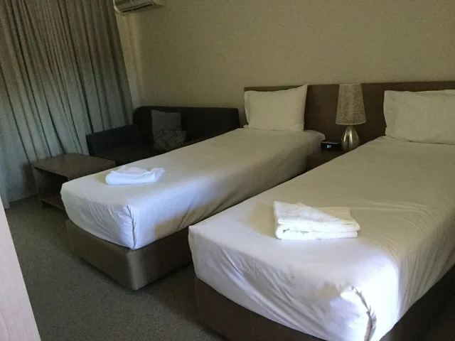 غرفة قياسية مفردة بسريرين منفصلين، Peninsula Nelson Bay 2/6