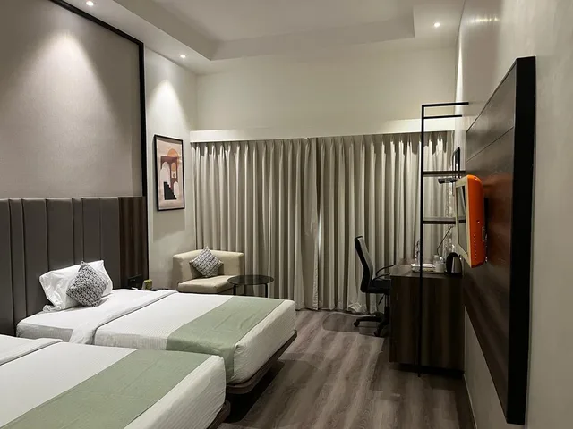 Winter Green Room، The Fern Residency Kakinada 2/2