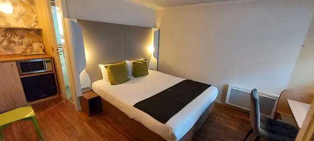 Room, Double Bed, Campanile Le Mans Est 2/10
