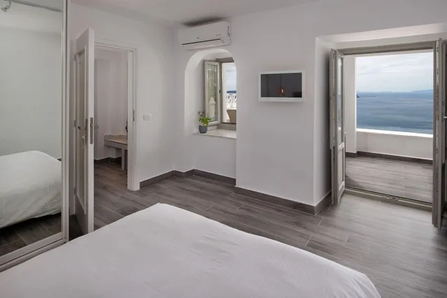 جناح استوديو شهر العسل بإطلالة على البحر، Thireas Hotel 6/10