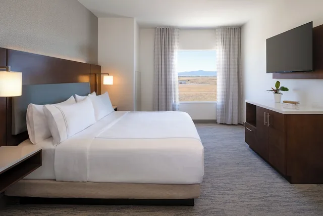 1 Bedroom, Pod, Single Bed, EVEN Hotel Bozeman Yellowstone Intl Arpt, an IHG Hotel 1/4