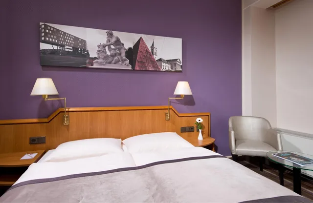 Comfort, King Bed, LEONARDO HOTEL KARLSRUHE 8/10