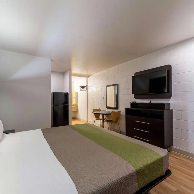 جناح بسرير كينج، Studio6 San Antonio, TX - Fort Sam Houston Area 1/5