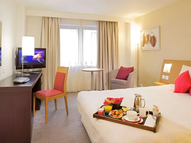 غرفة سوبيريور بسرير كوين، Novotel Bristol Centre 6/10