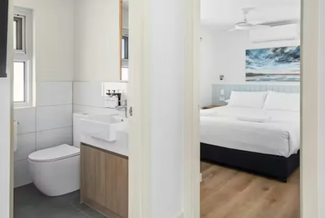 كابينة بغرفتي نوم، Discovery Parks – Coolwaters Yeppoon 6/8