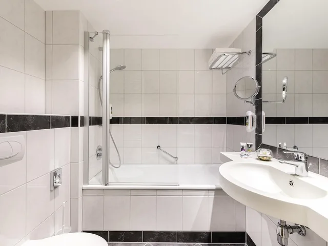 غرفة قياسية بسرير مزدوج، Mercure Hotel Saarbrucken City 4/5