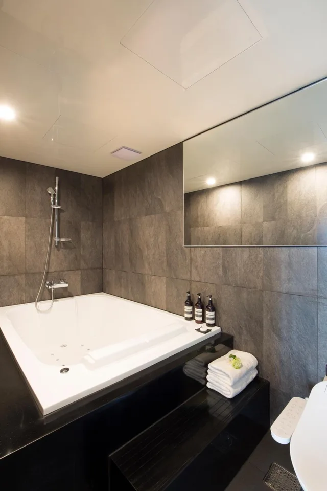 جناح، Hotel Foret Premier Nampo 5/7