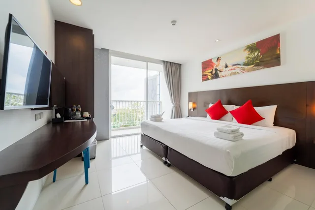 غرفة ديلوكس بسرير مزدوج أو سريرين منفصلين بإطلالة على المدينة، Rodina Beach Hotel 5/10