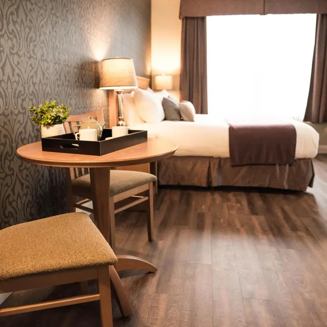 استوديو بسرير كينج، Cambridge Hotel Conference Centre 3/3