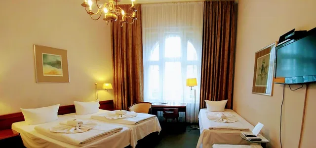 غرفة رباعية، Hotel Xantener Eck 8/10