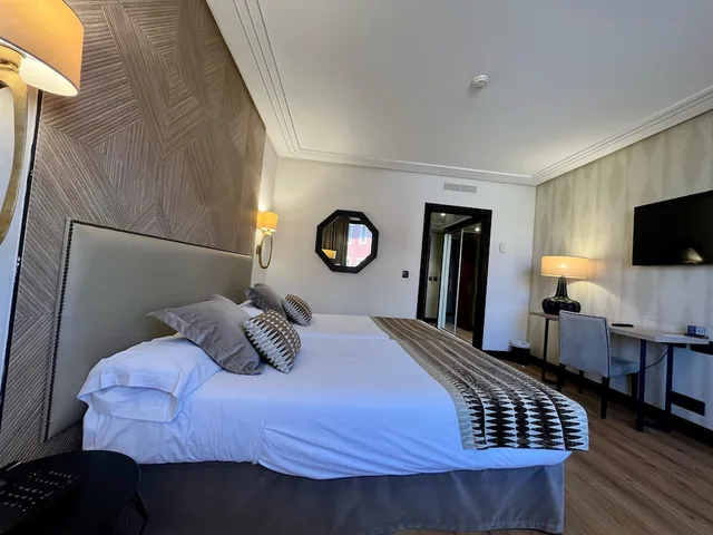 Room, Twin Beds, Hotel Bahia 5/8