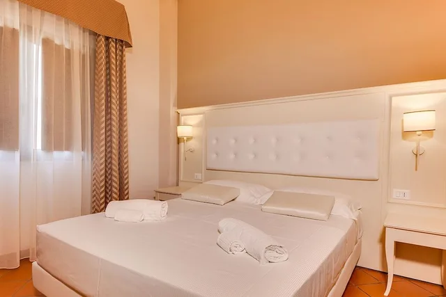 جناح بسرير كوين وسريرين منفصلين بإطلالة على البحر، The Tonnara of Bonagia Resort 2/2