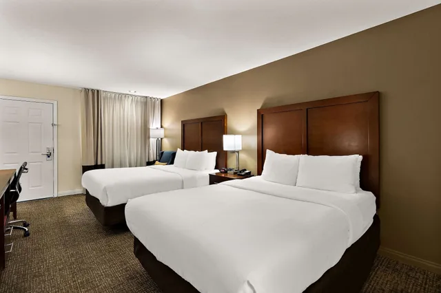 غرفة بسريرين كوين لذوي الإعاقة، Comfort Inn & Suites Sequoia Kings Canyon 3/5