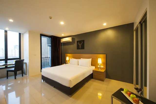 غرفة ديلوكس بسرير مزدوج بإطلالة على المدينة بشرفة بغرفة نوم واحدة، Marigold Sukhumvit 9/10