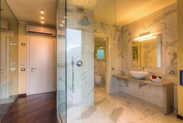 غرفة كلاسيكية سوبيريور بسرير مزدوج بشرفة، Hotel Garda 7/7