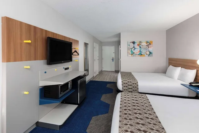 غرفة بسريرين كوين لذوي الإعاقة، Microtel Inn & Suites by Wyndham Bowling Green 5/10