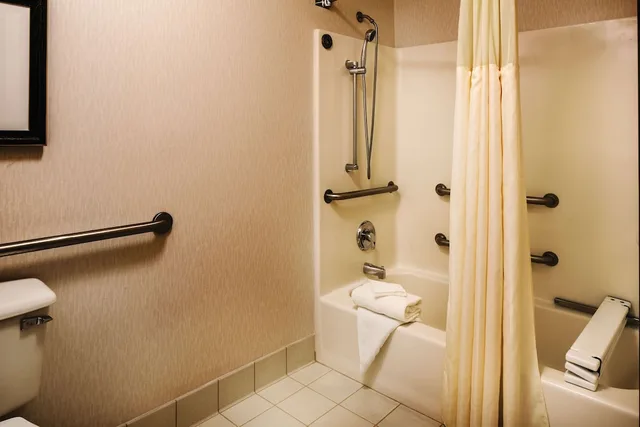 Room, 2 Queen Beds, Sofa, Accessible, DoubleTree by Hilton Olympia Downtown Capitol District 7/10