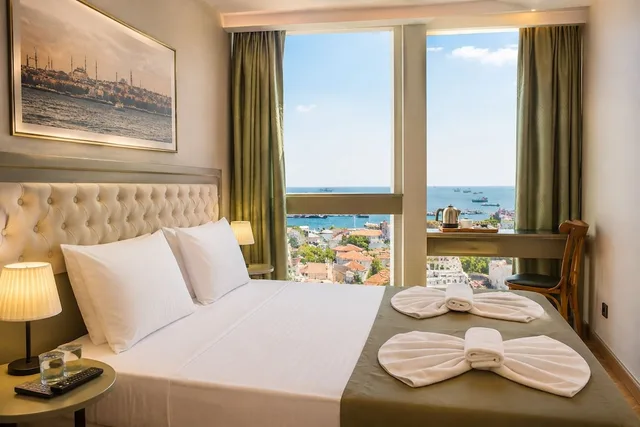 غرفة قياسية ثلاثية بثلاثة أسرّة بإطلالة على البحر، Mayer Hotel 5/10