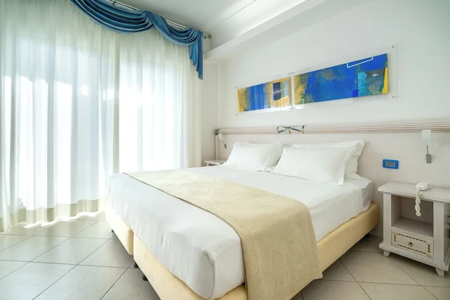 غرفة كومفورت بسرير كينج، Elaia Garden Hotel 2/6