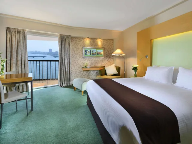 غرفة بسرير كينج بإطلالة على النهر، Sofitel Cairo Nile El Gezirah 6/7