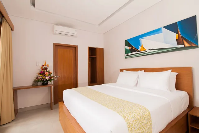 5 Bedrooms, Villa, 5 Double Beds, Apple Villa & Suite Seminyak 4/9