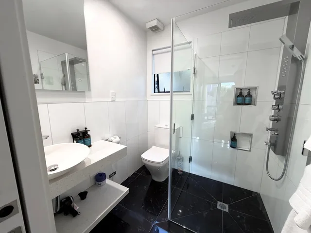 استوديو بسرير كوين، Delorenzo S Studio Apartments 7/9