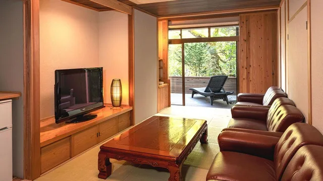 Spacious, Kusu, Garden View، Kakureisen 3/3