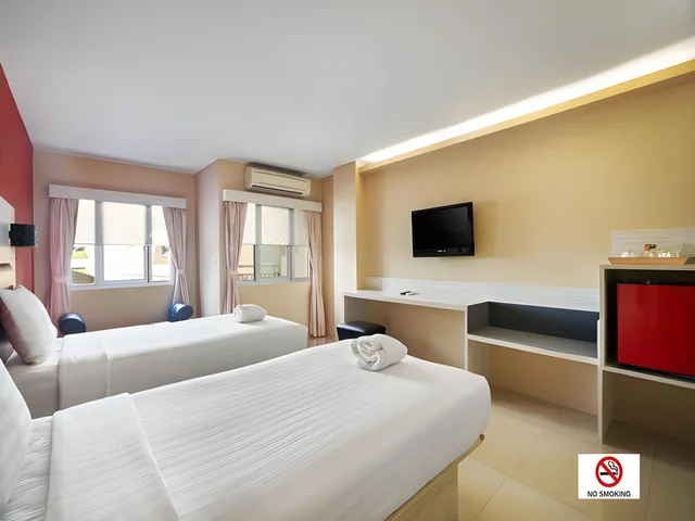 Superior, King Bed, Tower One، Promratchada Residence Spa 3/4