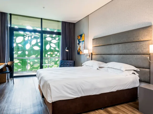 غرفة سوبيريور بسرير مزدوج، aha Gateway Hotel 1/5
