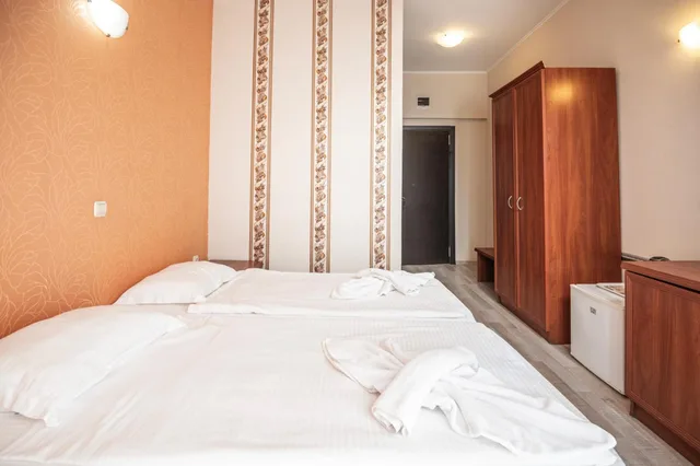 غرفة اقتصادية بسرير مزدوج أو سريرين منفصلين، LOTOS HOTEL 3/6