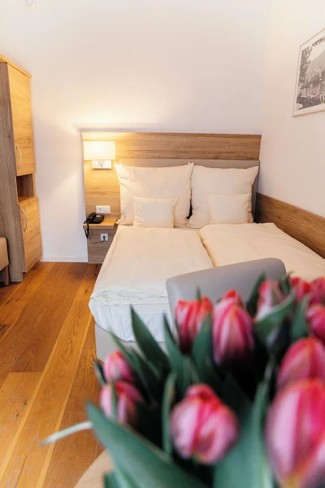 Basic, Single, Double Bed, Hotel Perkeo 1/2