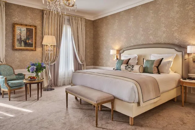 Duke of Westminster, Prestige, Suite, Queen Bed، Hotel Westminster 2/9
