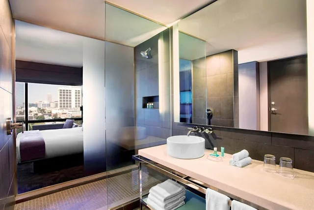 Wonderful, King Bed، W Atlanta Downtown 3/3
