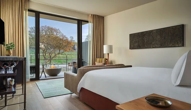 Vineyard, King Bed، Montage Healdsburg 1/2