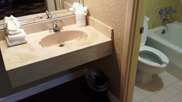 Suite, King Bed, Days Inn By Wyndham Cocoa Cruiseport West At I-95/524 7/8