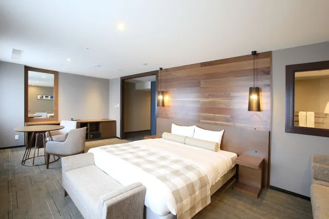 غرفة ديلوكس بسرير كوين بإطلالة على البحر، ART HOTEL ISHIGAKIJIMA 2/3