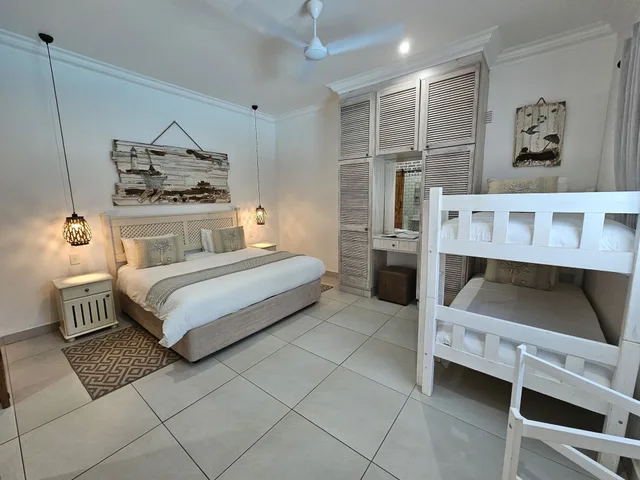 1 Bedroom, Deluxe, Family, Apartment, Twin Beds, Bunk Bed, Pool View, Patio, Lalapanzi Guest House 10/10