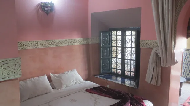 غرفة كومفورت ثلاثية بإطلالة على الفناء، Riad Maizie 9/10