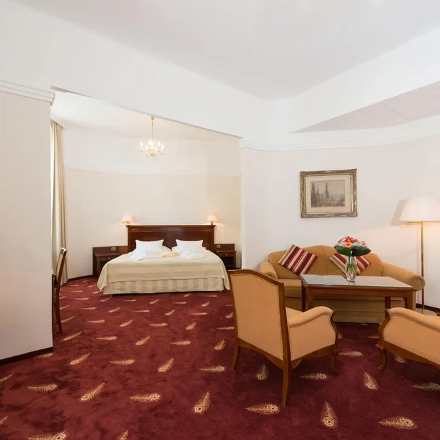 جناح كومفورت، Danubius Health Spa Resort Thermia Palace Formerly Thermia Palace Hotel 2/7