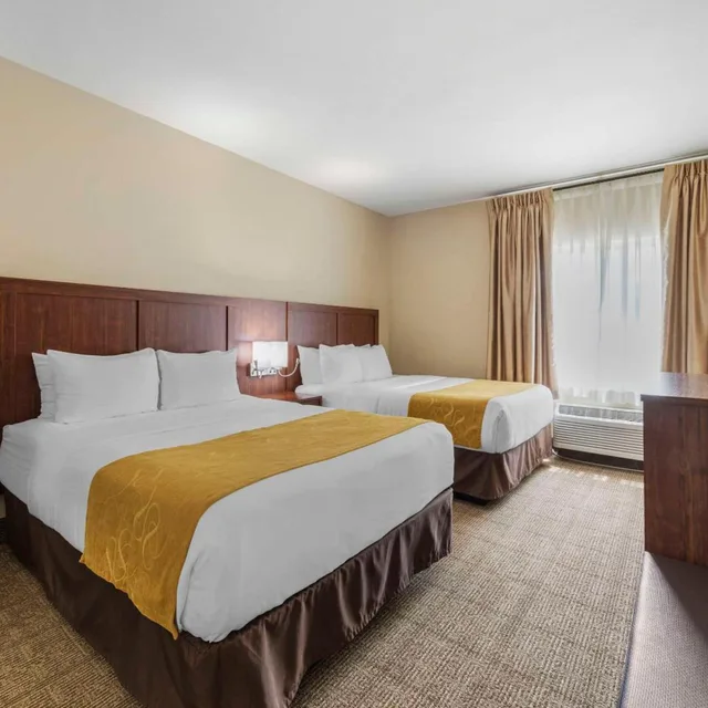 جناح بسريرين كوين مع أريكة، Comfort Suites Tulare Sequoia Gateway 2/9