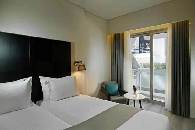 غرفة بسرير مزدوج أو سريرين منفصلين بشرفة، Lozenge Hotel 3/10