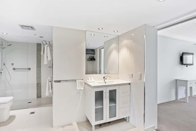 شقة بسرير كوين وسريرين فرديين بإطلالة على المرسى بـ3 غرف نوم، De Ville Apartments 4/5