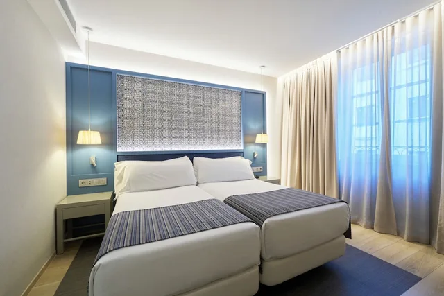 غرفة قياسية بسرير مزدوج، Catalonia Porto 8/10