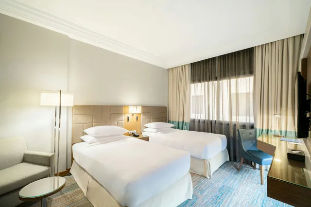 غرفة بسريرين منفصلين، فور بوينتس باي شيراتون الفندقية(Four Points By Sheraton Makkah Al Naseem) 2/3