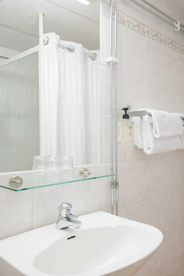 غرفة عائلية بسرير كينج، VICI Hotels Linkoping 5/5