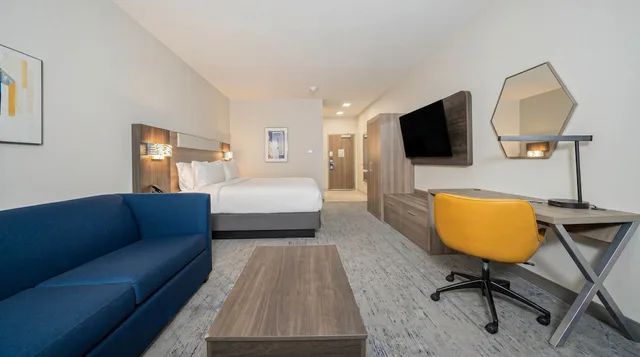 Holiday Inn Express & Suites Tyler South - University Area by IHG، تايلر 30/50